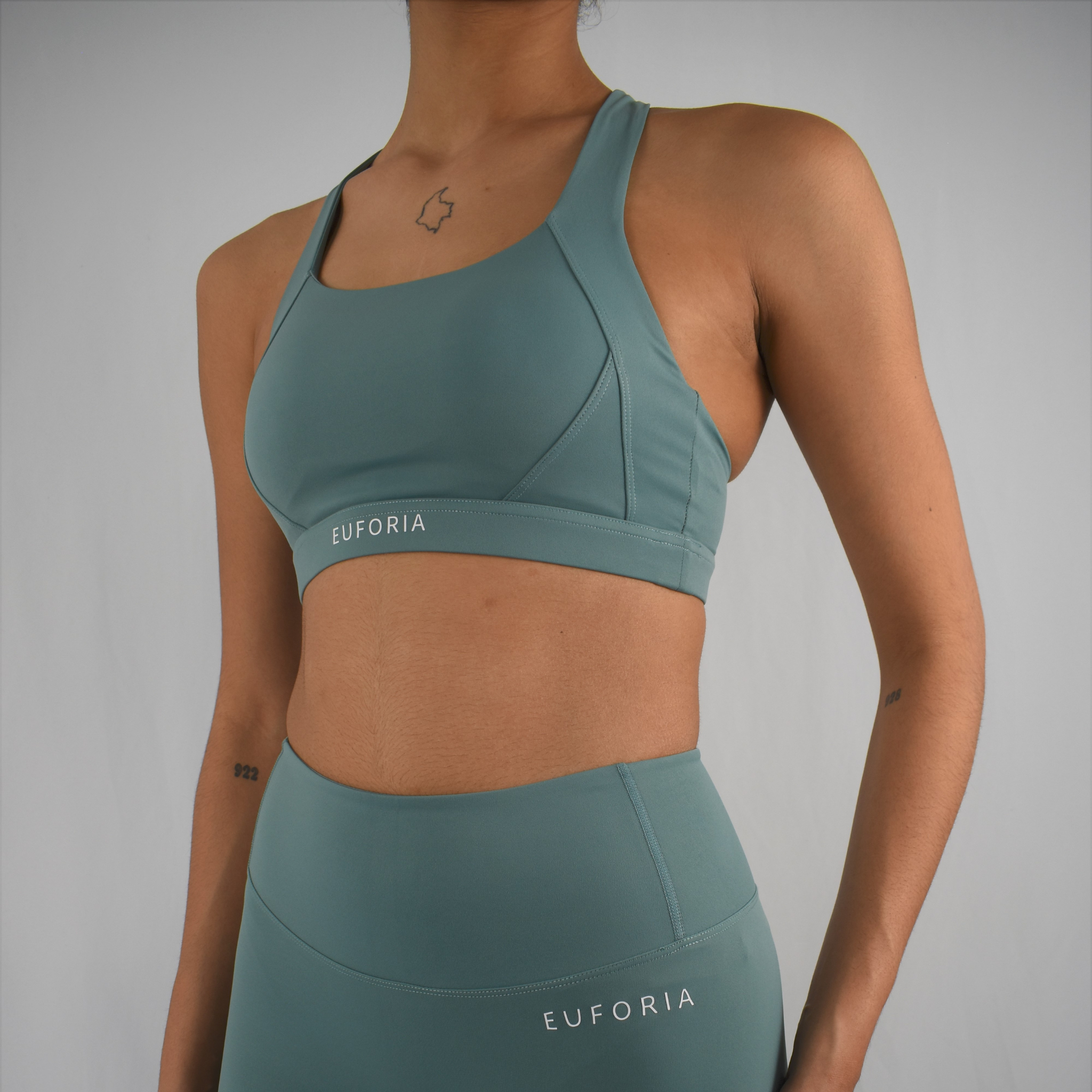 euforia yoga legging top front logo