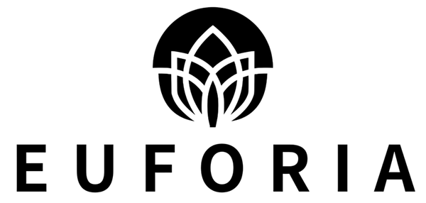 logo euforia yoga no fondo