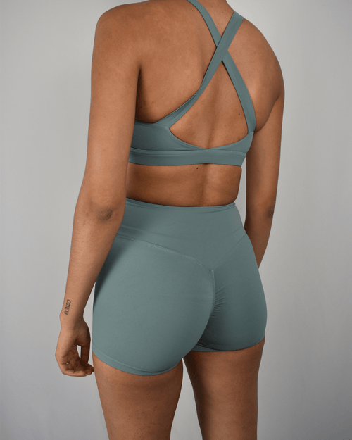 short deportivo verde claro euforia back min